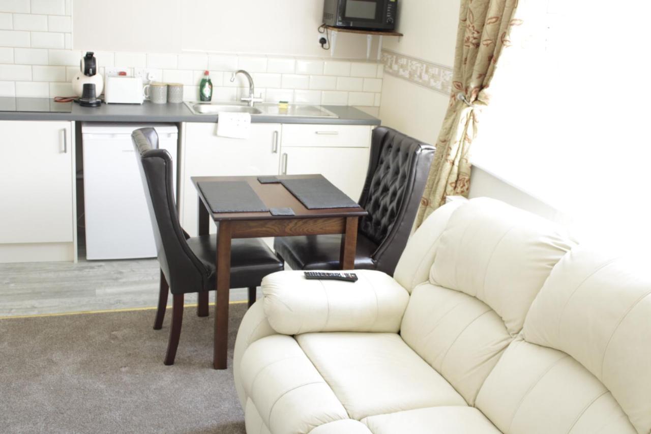 Clifton Villa Guest House Llandudno Esterno foto